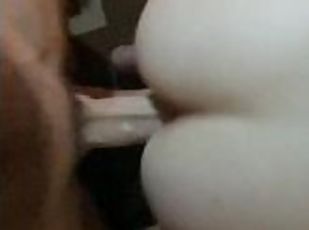 POV Perfect bubble butt slut throwing it back hard for daddy