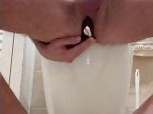 Masturbation-on-bath-with-big-cum