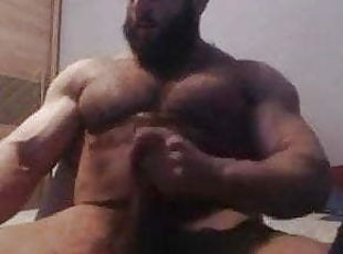 Muscle arab jerk off & cum