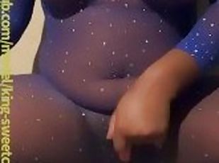 gros-nichons, clito, orgasme, chatte-pussy, amateur, ébène, jouet, indien, pieds, résille