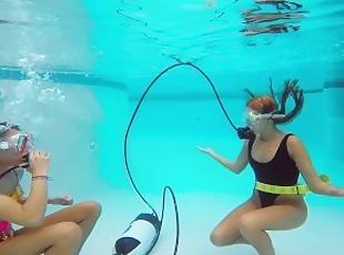 A perfect brunette babe Katya Nakolkina underwater