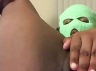 Ebony creams and orgasms on dildo Wet pussy close up