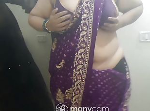 Horny Desi Indian Seducing Her Boss On Videocall