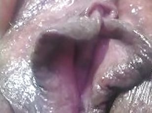 * My pussy so wet and pretty ready to get fucked **