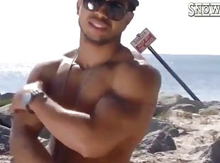 Ajx pornostar castro in the beach