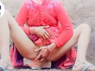 Desi village bhabhi saree removing finger and boobs masaj