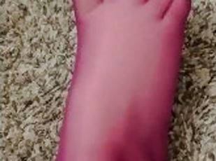 Toe Spreading In My Pink CdRs