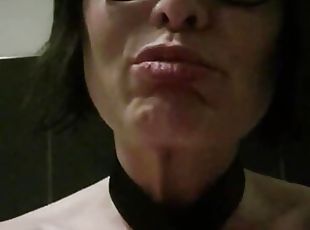 masturbare-masturbation, pisandu-se, pasarica, secretara, milf, jucarie, neamt, bdsm, slclav, bondage