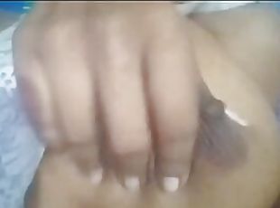 Teen Sri lankan actrees show her boobs
